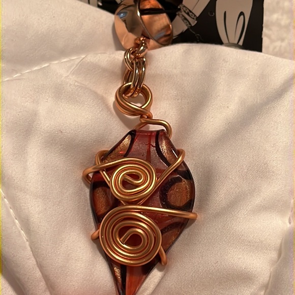 NWT Scarf Slide Accessory - Picture 9 of 9